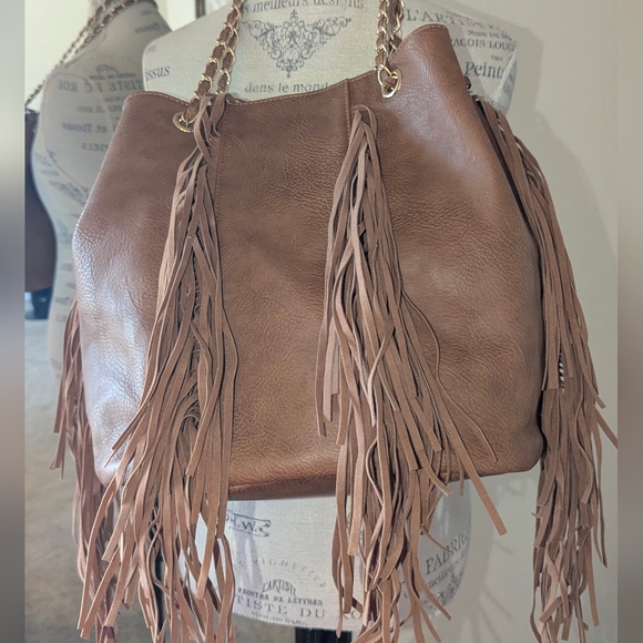 Brown Fringe Leather Tote Bag (M/L) - Picture 9 of 13